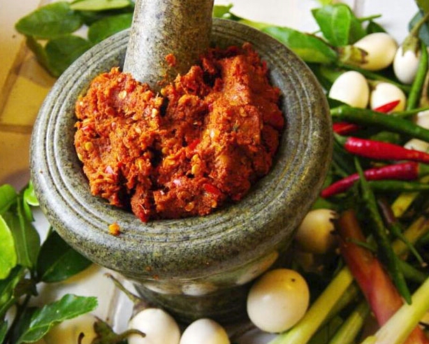 Homemade Thai Curry Paste